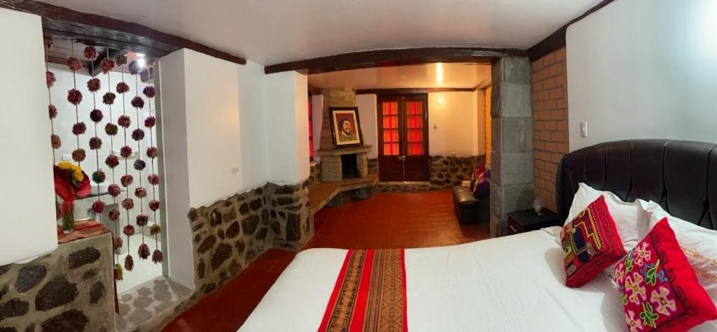 Hotel Casablanca Олантаятамбо Екстериор снимка