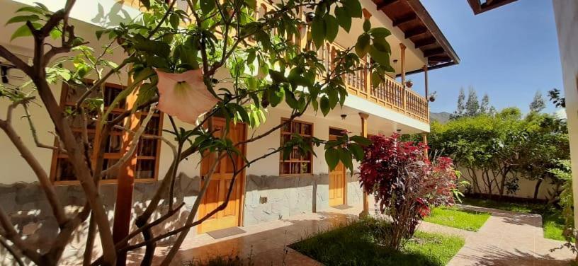 Hotel Casablanca Олантаятамбо Екстериор снимка
